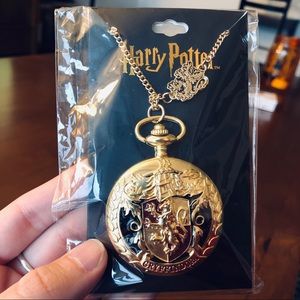 NWT ✨ Harry Potter Gryffindor Watch Necklace